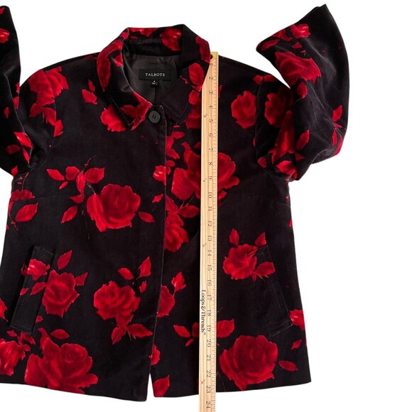 Talbots Black Red Floral Velvet Jacket Size 8 Roses Hidden Buttons Holid… - Picture 13 of 15